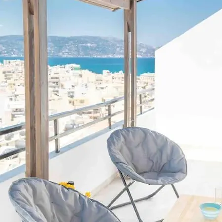 Penthouse In Centre With Seaview Apartment
